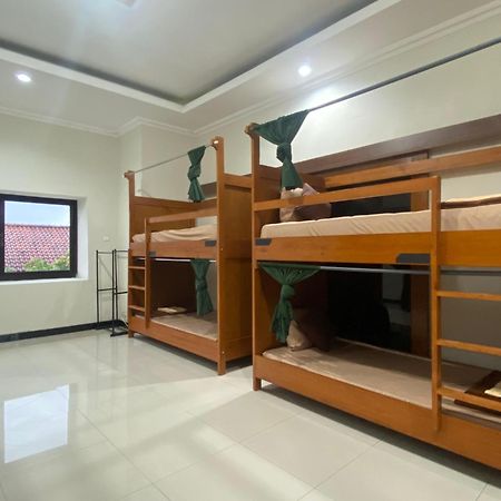 Zzz Hostel Malang Exteriér fotografie