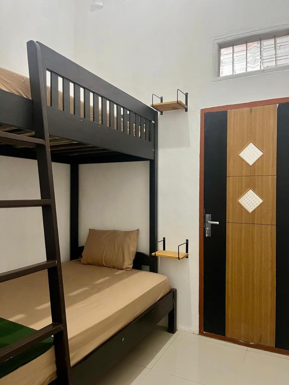 Zzz Hostel Malang Exteriér fotografie
